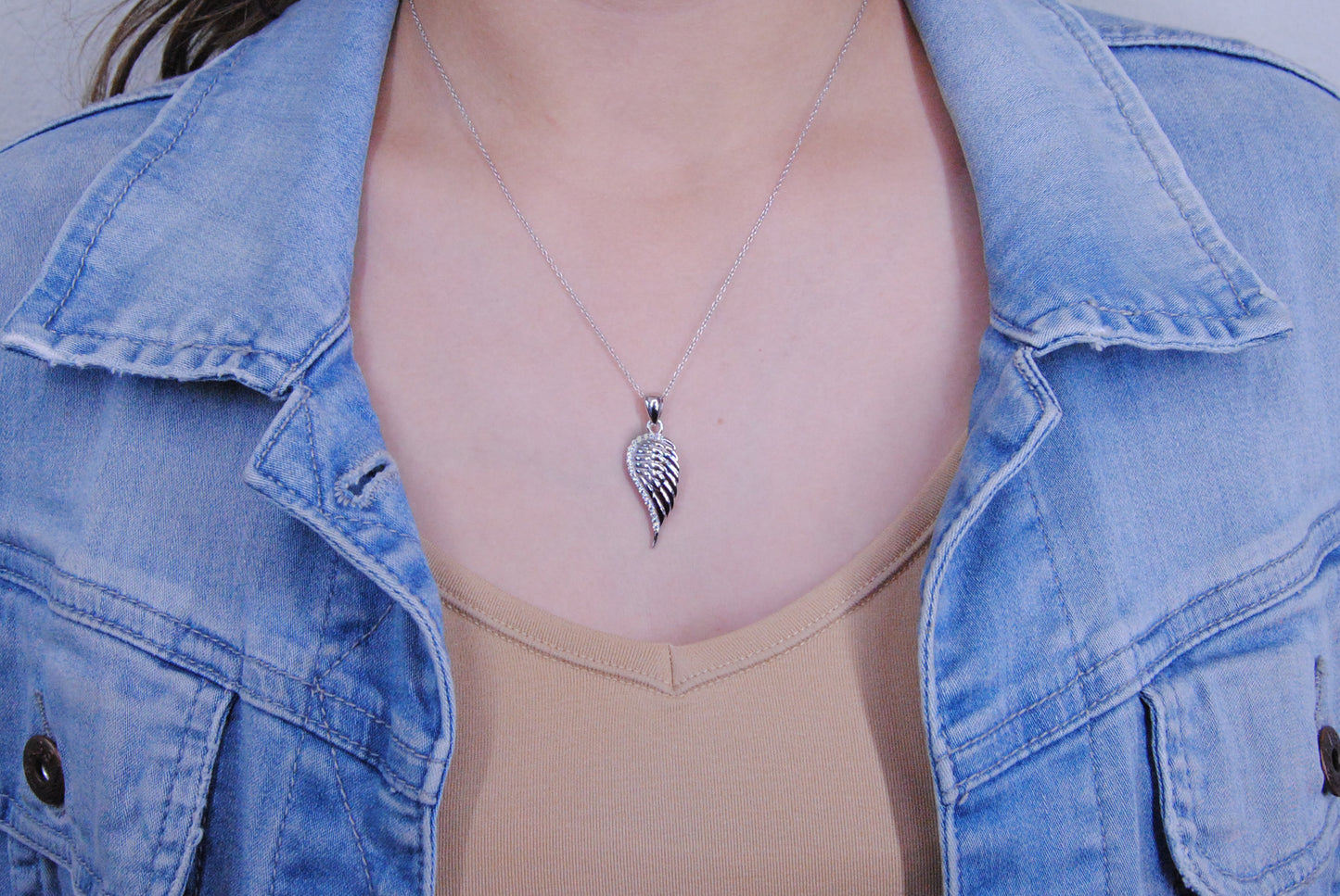 Sterling Silver 925 Carved Angel Wing Charm Pendant Cubic Zirconia Necklace 18"