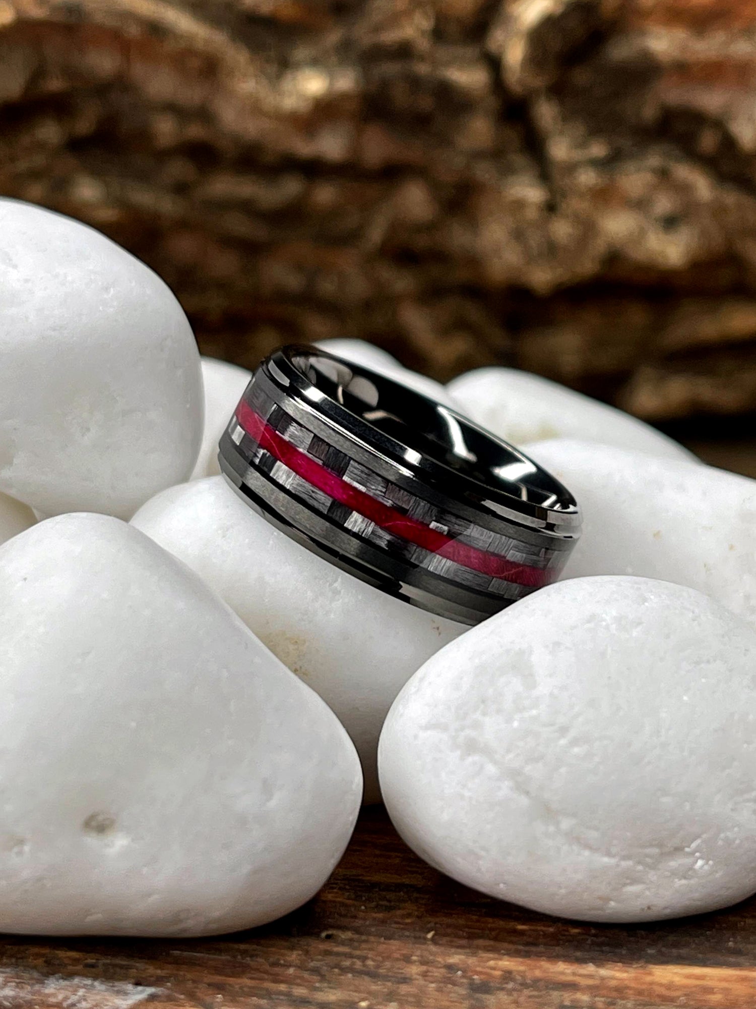 Mens Carbon Fiber Tungsten Carbide Ring Red Wood Wedding Band Gunmetal 8MM